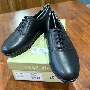 Easy Spirit Womens Classic Black Oxfords Size 9.5